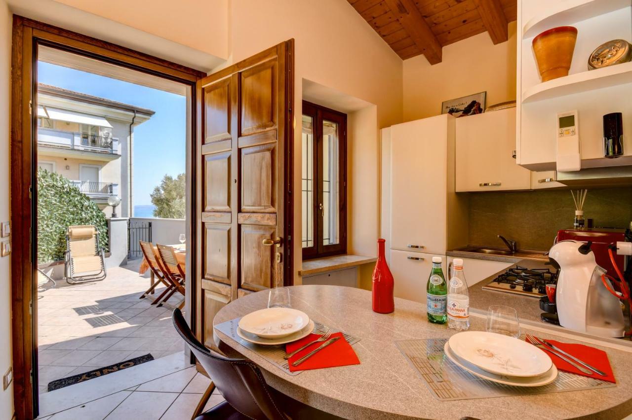 Catullo Apartments Sirmione Luaran gambar