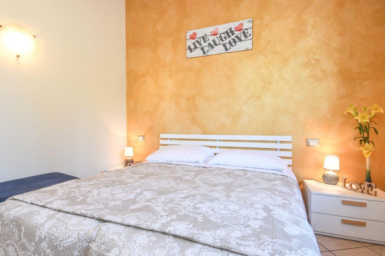 Catullo Apartments Sirmione Luaran gambar