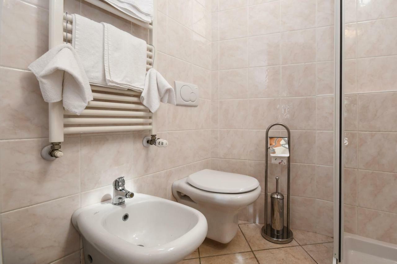 Catullo Apartments Sirmione Luaran gambar
