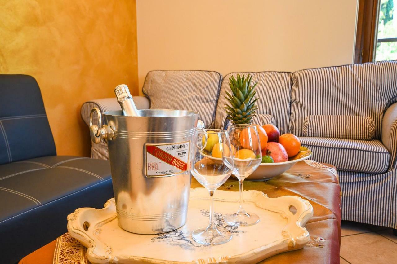 Catullo Apartments Sirmione Luaran gambar