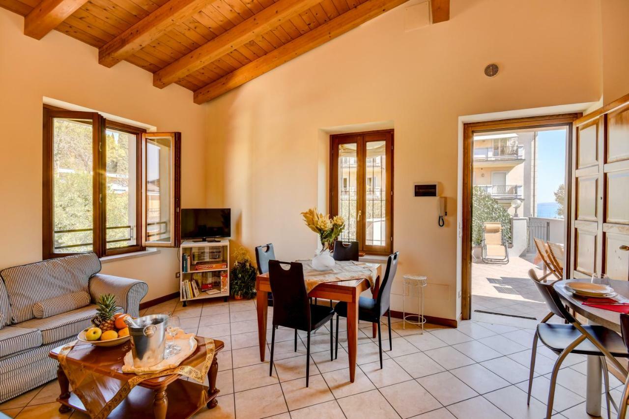 Catullo Apartments Sirmione Luaran gambar